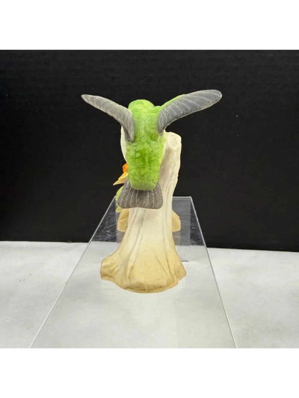 Lefton KW1112 Ruby Throated Hummingbird Figurine